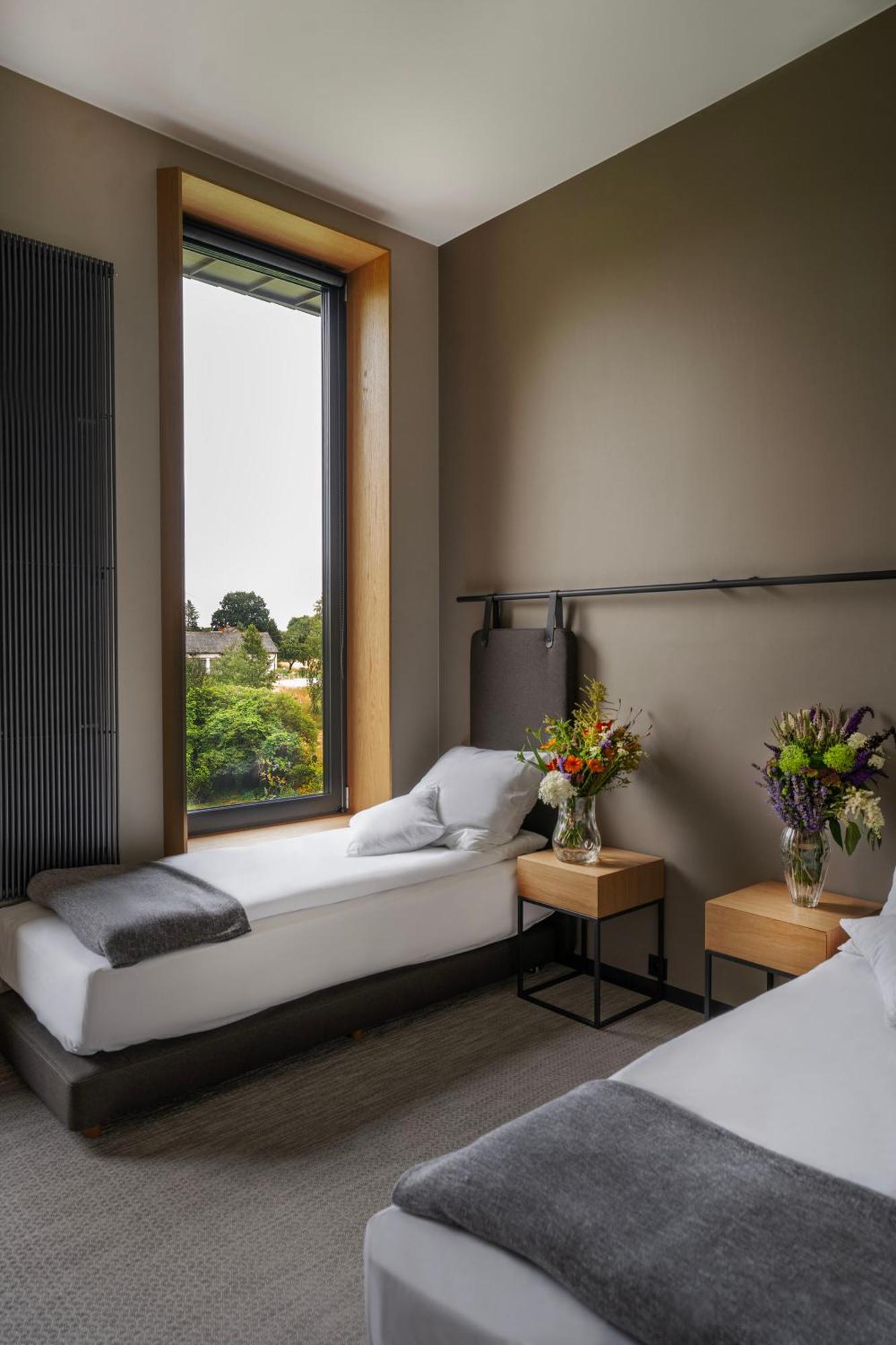 Karma House Goscienczyce Bed and Breakfast Grojec  Εξωτερικό φωτογραφία