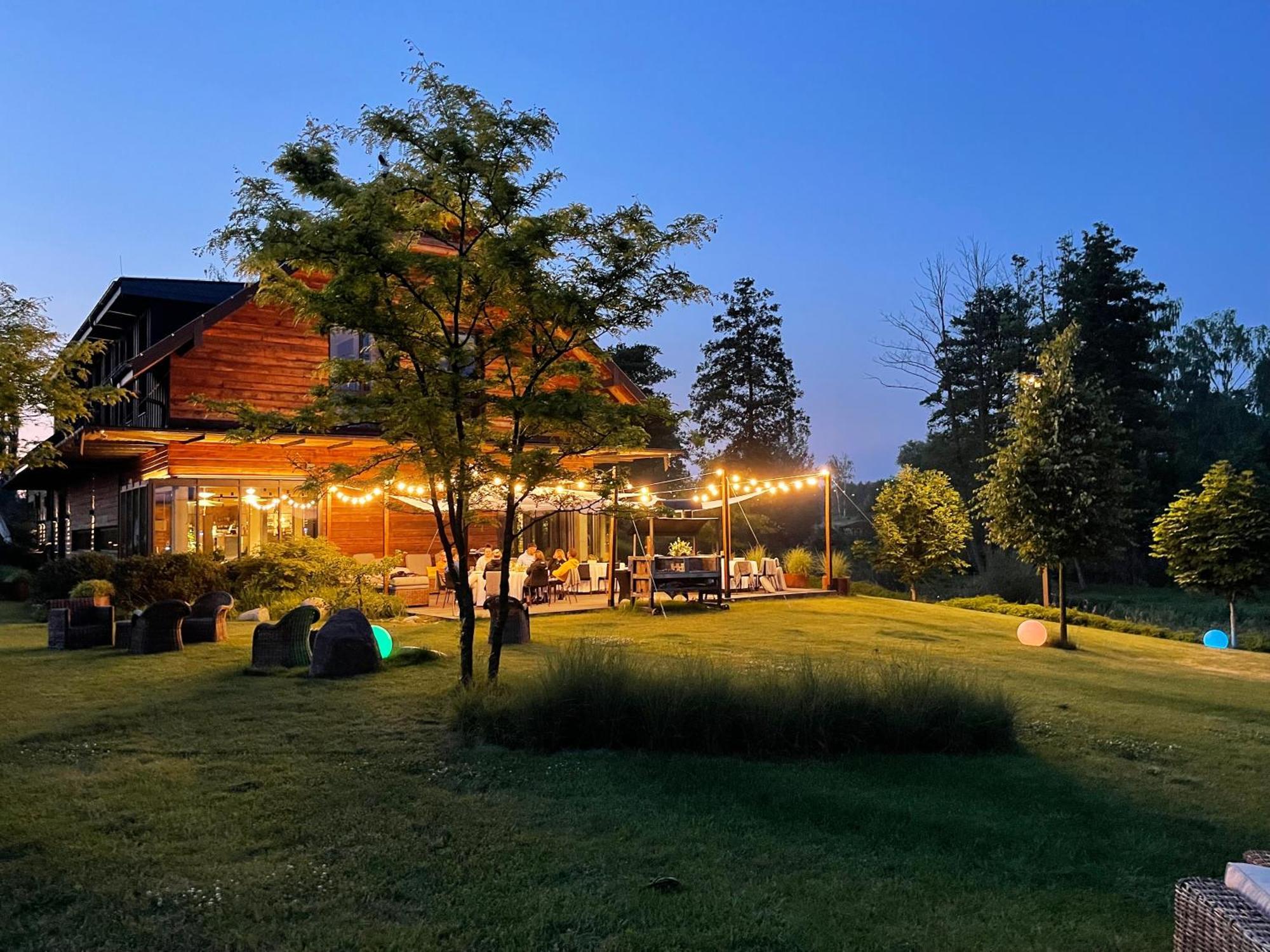 Karma House Goscienczyce Bed and Breakfast Grojec  Εξωτερικό φωτογραφία